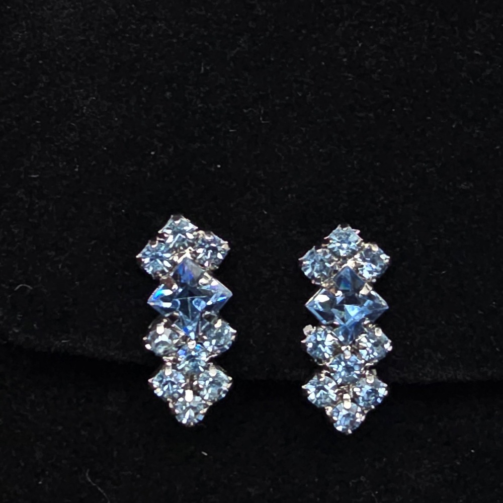Blue Rhinestone Screw Back Earrings Vintage Glam Costume Jewelry